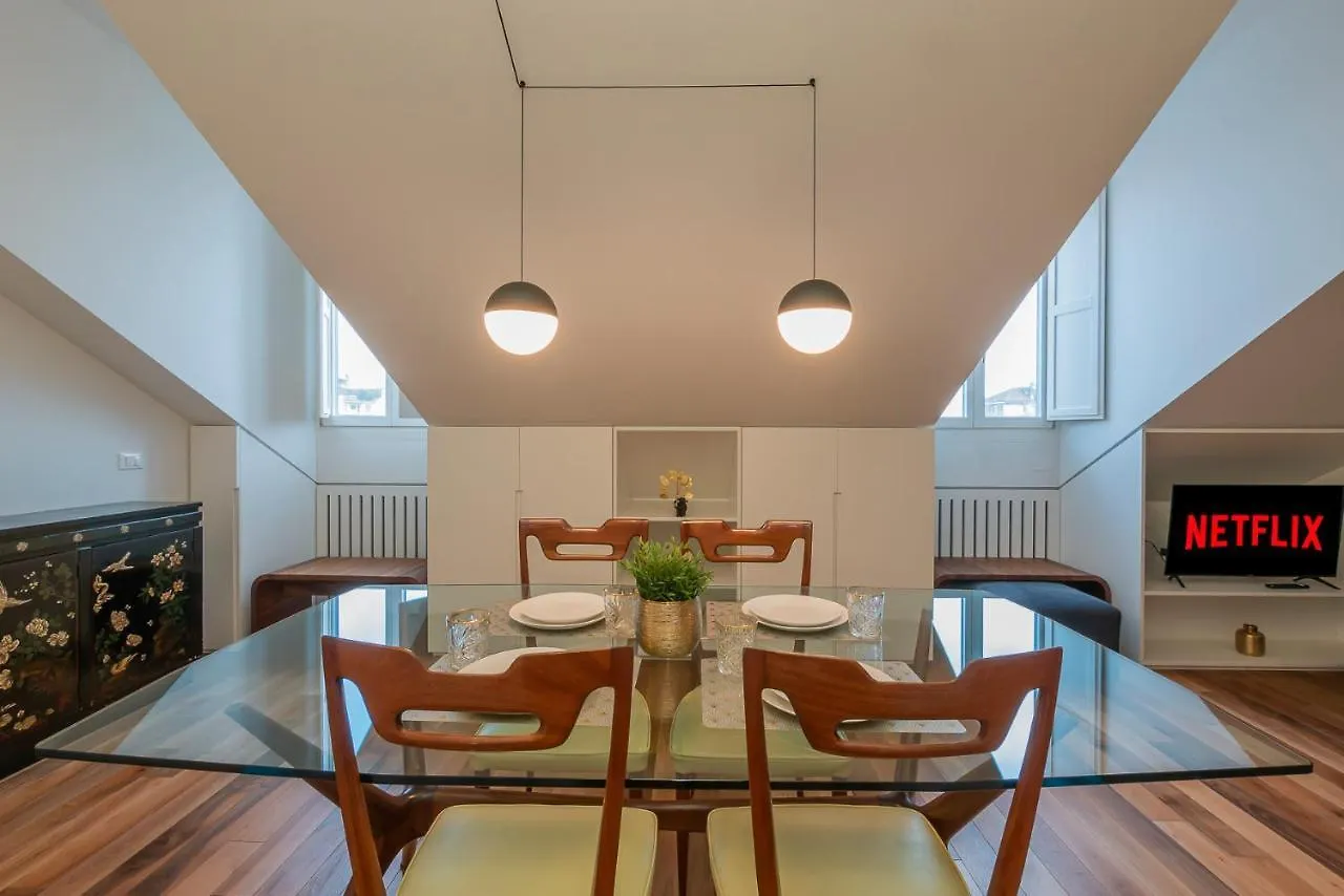 Luxury Apartment Near Arco Della Pace Guerrazzi 9 밀라노 0*,  이탈리아