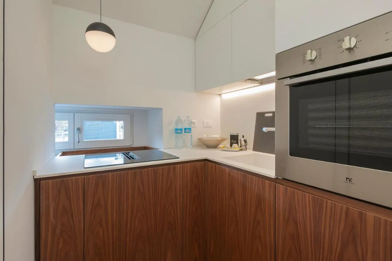 Luxury Apartment Near Arco Della Pace Guerrazzi 9 밀라노